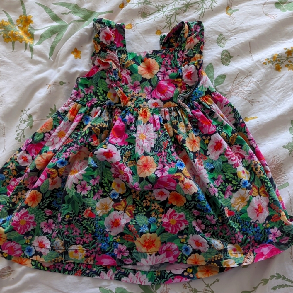 H&M dress 3-4 years